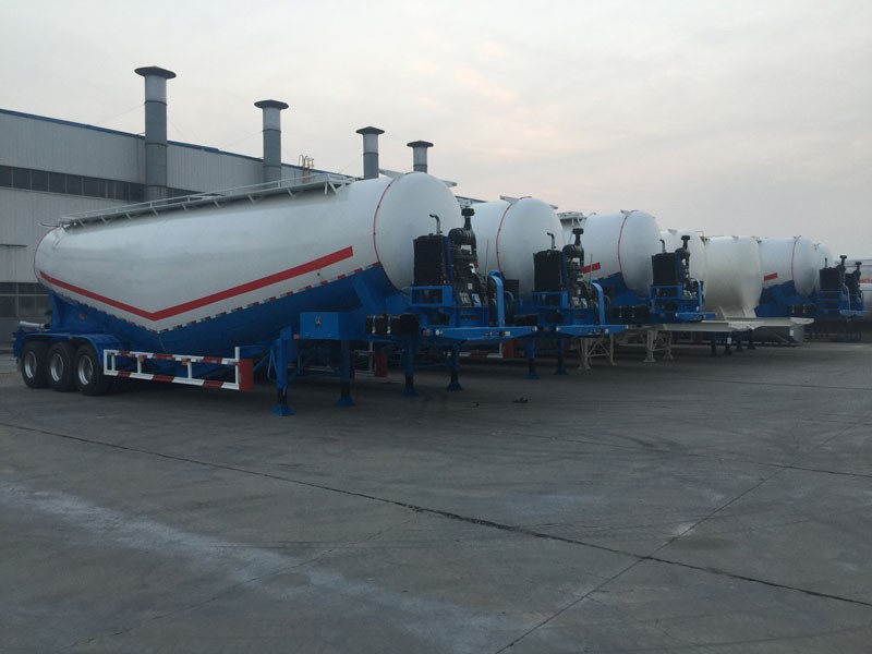 Pneumatic Bulk Cement Trailers For Sale